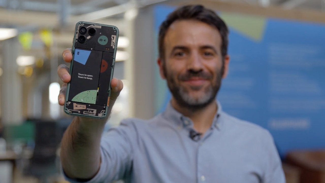 SUSTAINABLE ELECTRONICS COMPANY FAIRPHONE IS CHANGING THE WORLD OF SMARTPHONES FOR GOOD
